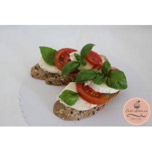 Fitness chlebíček caprese